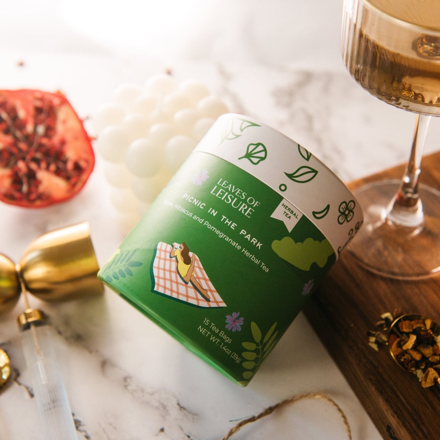 Picnic in the Park Herbal Tea | Apple, Hibiscus, Senna Leaves, Rosehip, Pomegranate
